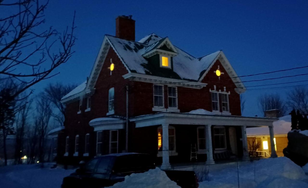 Napier House Daire Campbellton Dış mekan fotoğraf
